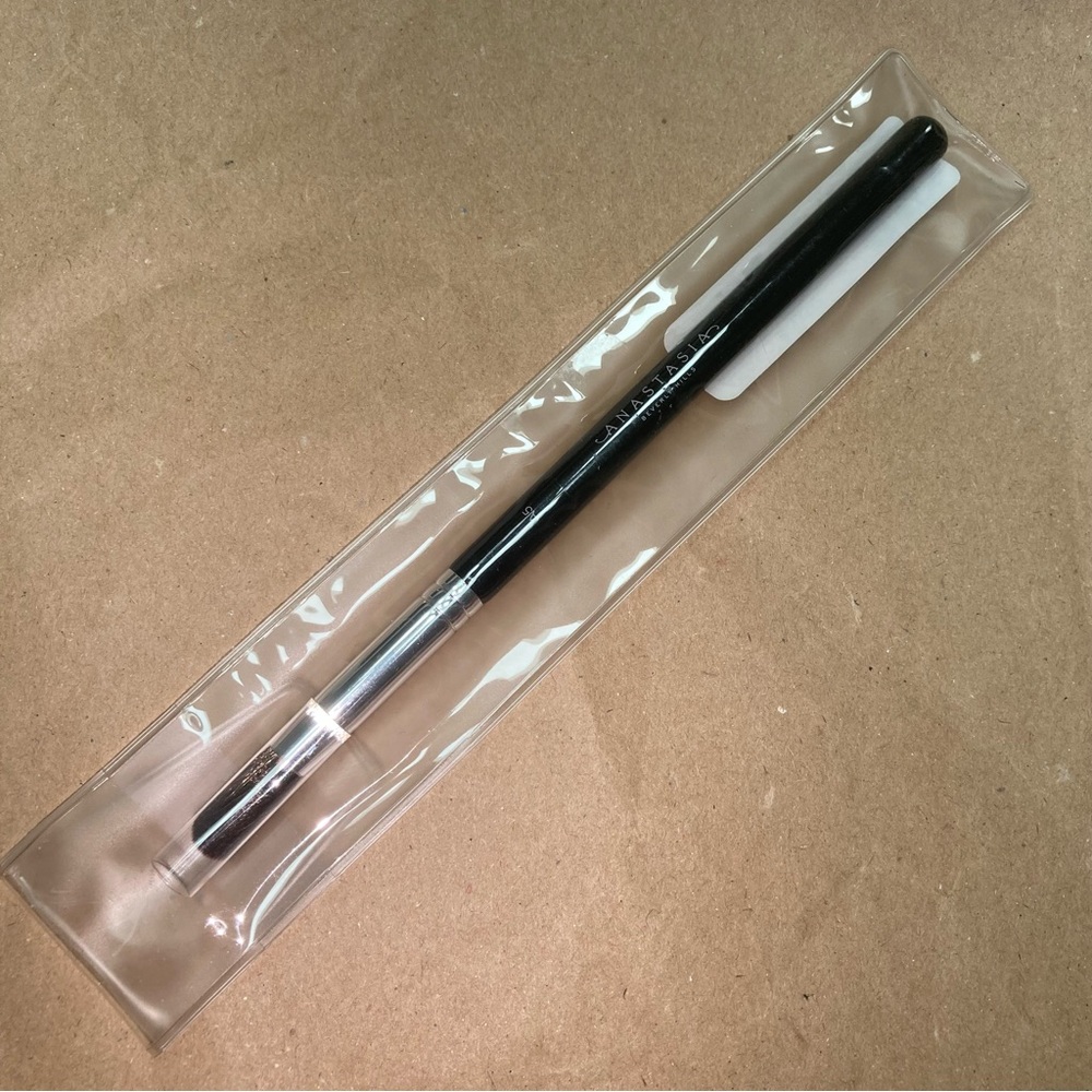 Anastasia A5 Pro Brush